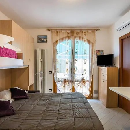 Apartment Il Bianconiglio Peschiera del Garda